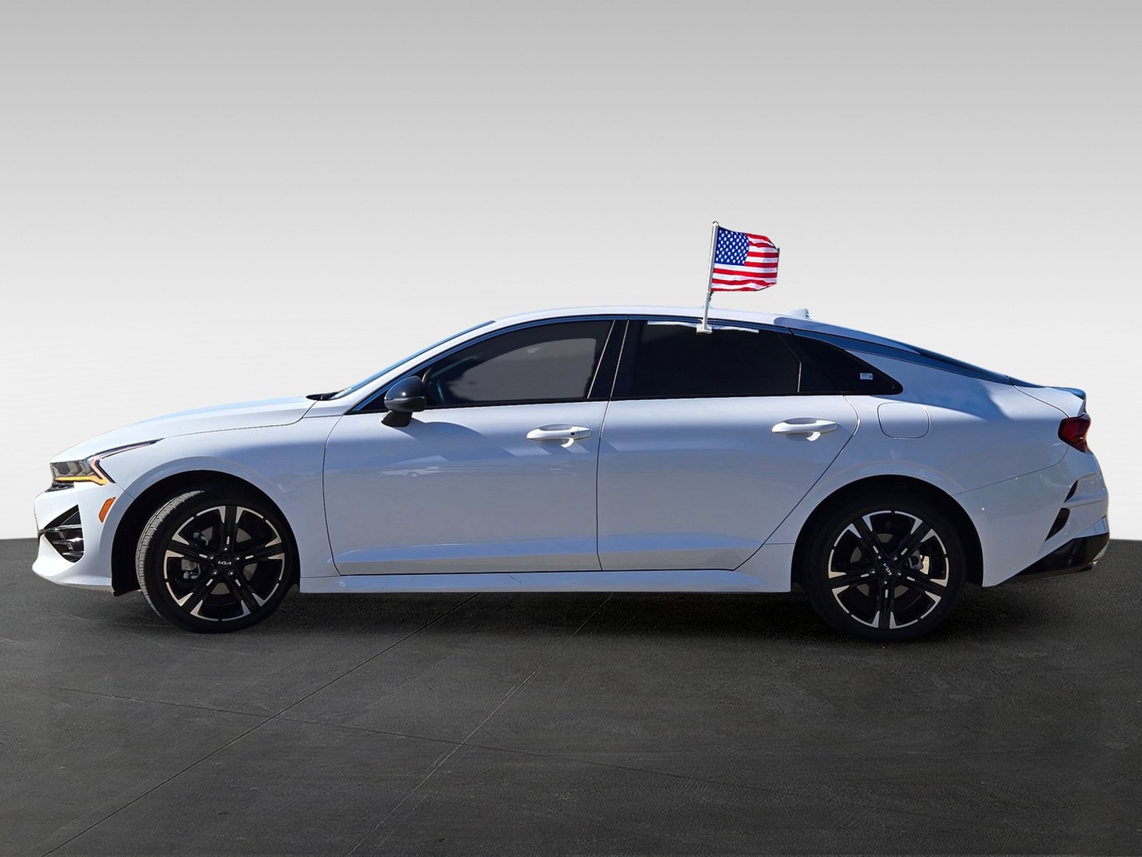 2024 Kia K5 GT-Line photo 7