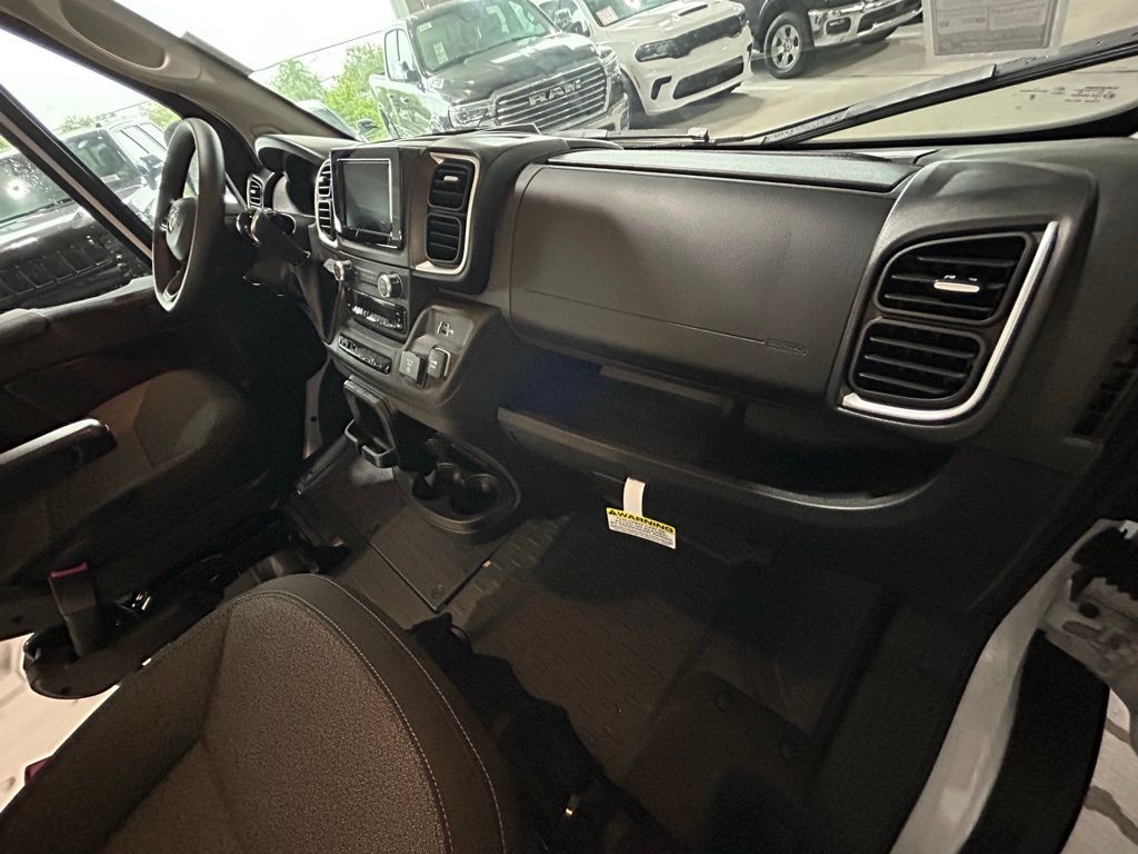 2025 Ram ProMaster 2500 photo 17