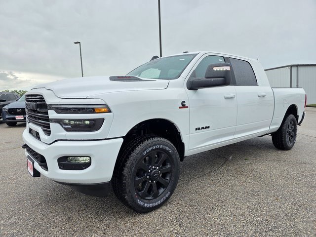 2025 Ram 2500 Laramie photo 3