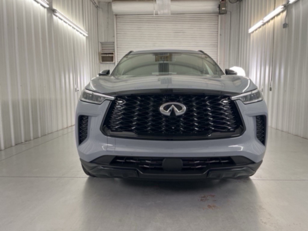 2025 Infiniti QX60 Luxe photo 3