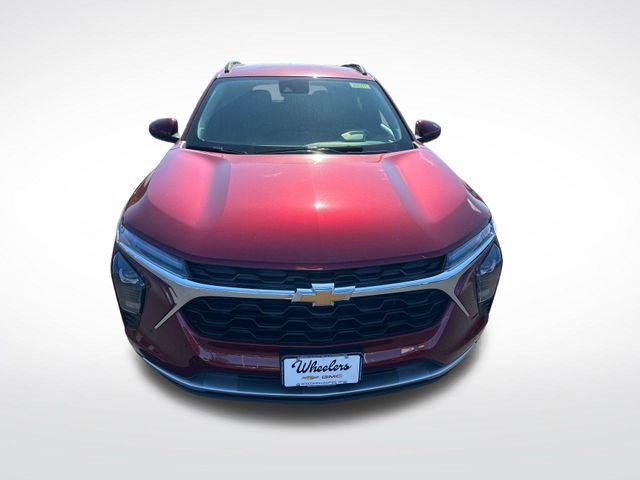 2025 Chevrolet Trax LT photo 7