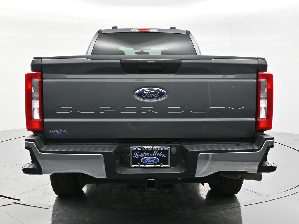 2024 Ford F-250 photo 6
