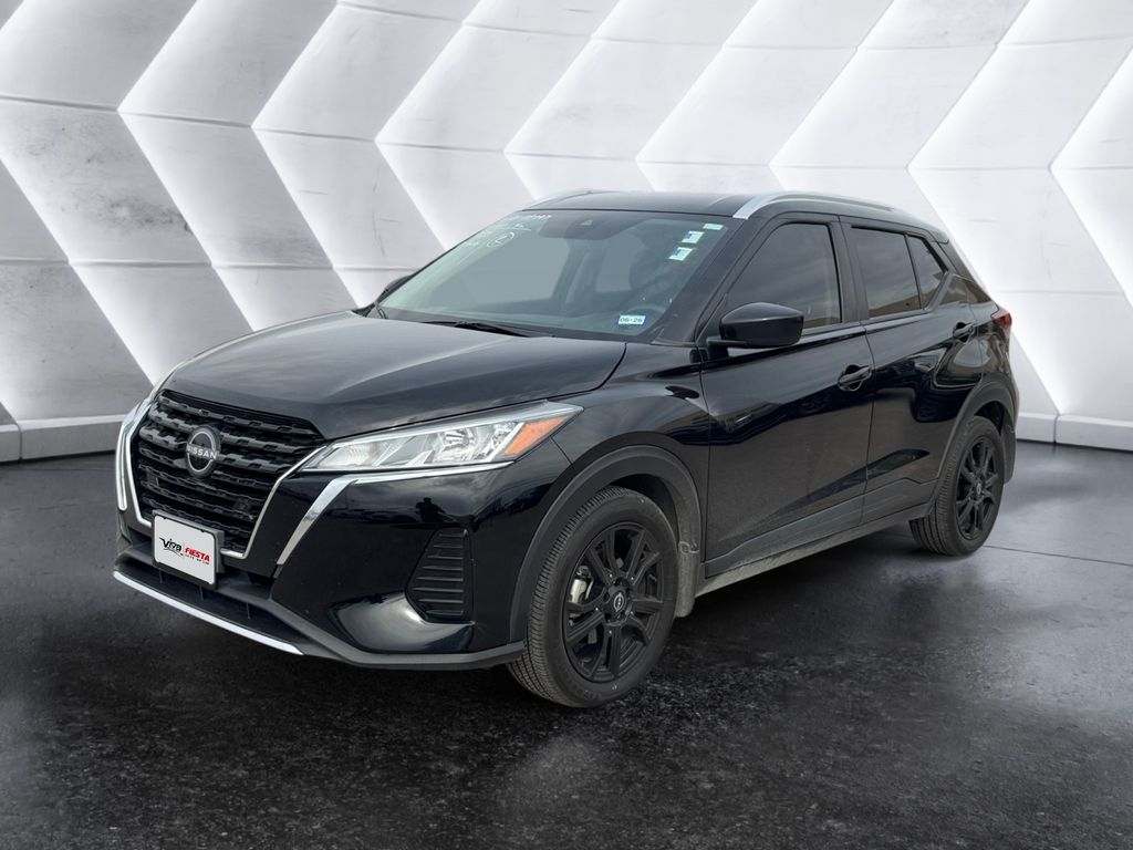 2024 Nissan Kicks SV photo 2