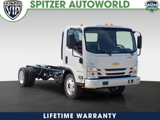 2025 Chevrolet Low Cab Forward Base's photo