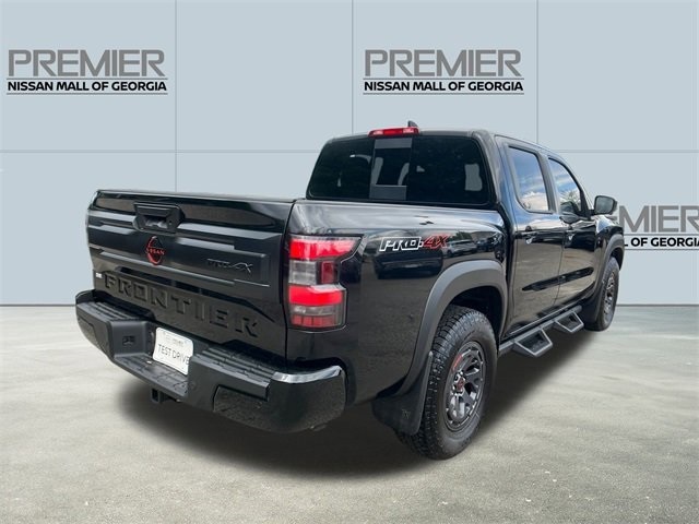 2025 Nissan Frontier PRO-4X photo 5