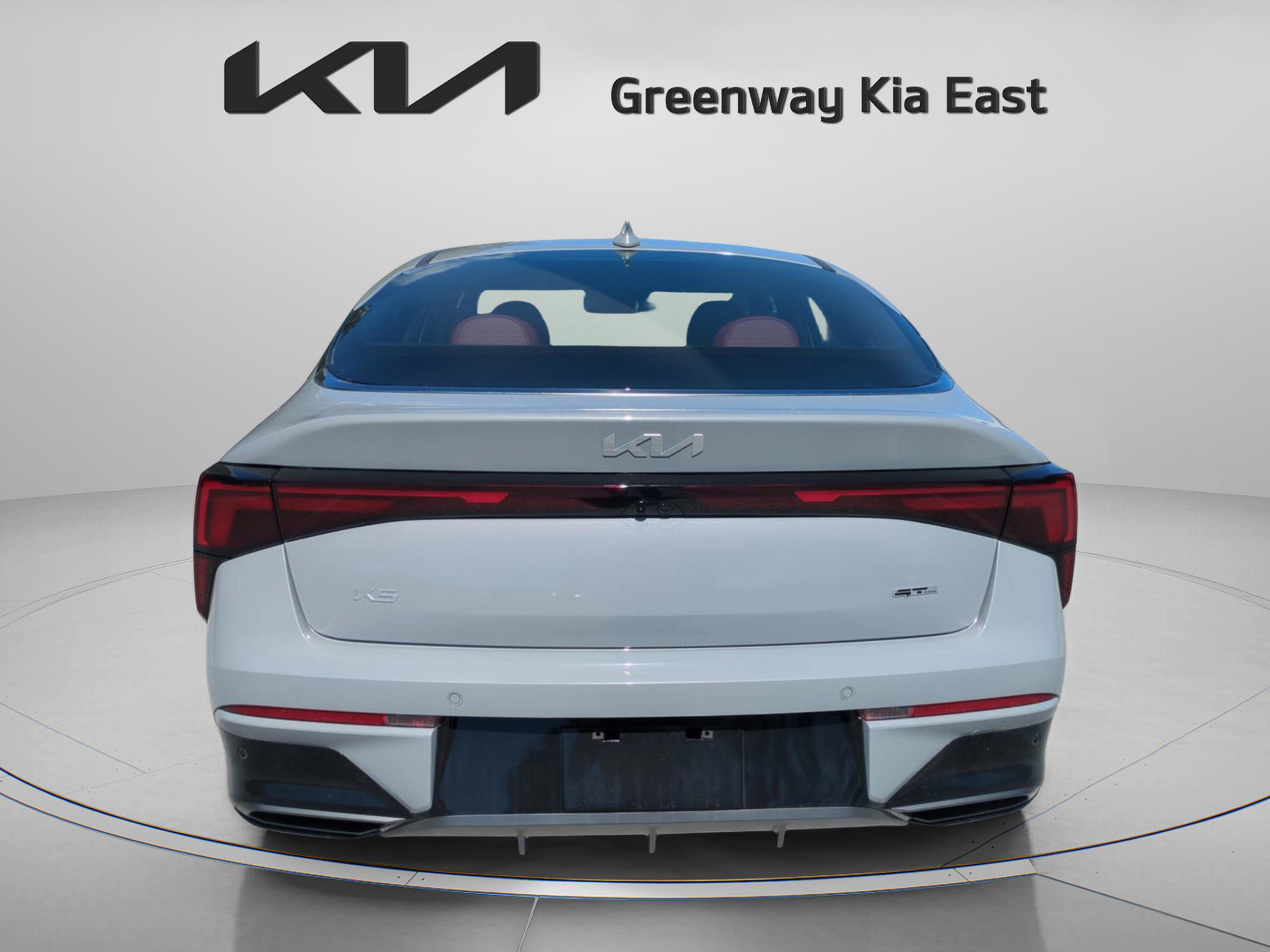 2026 Kia K5 GT-Line photo 4