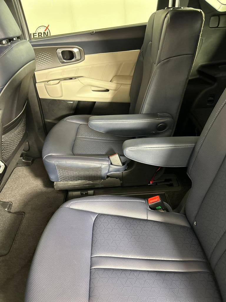 2023 Kia Sorento Hybrid SX Prestige photo 23