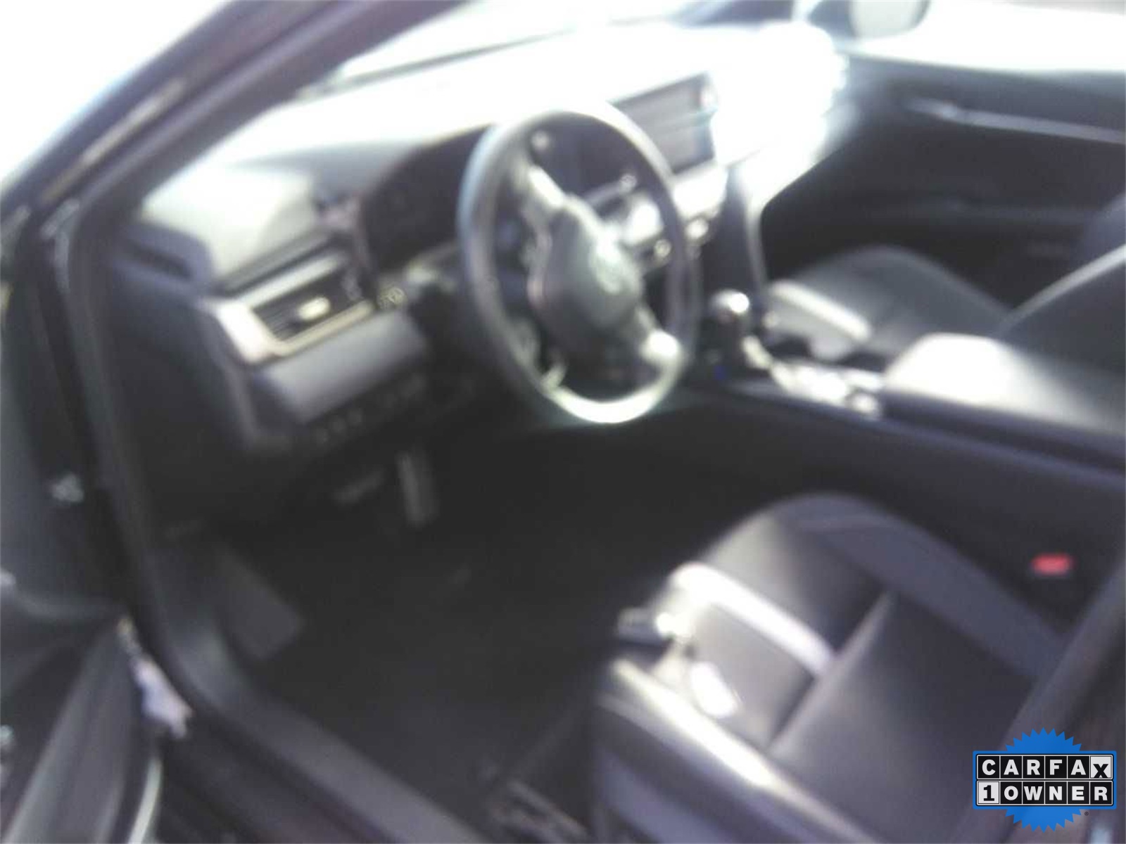 2025 Toyota Camry SE photo 4