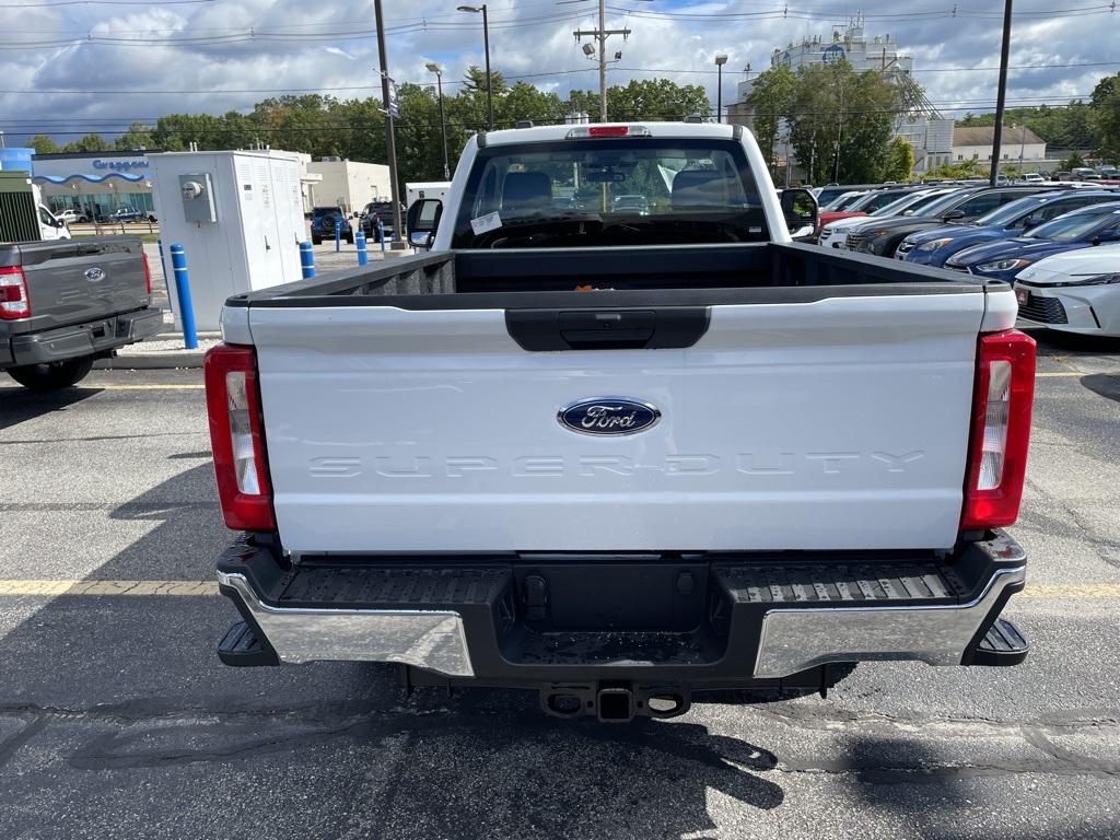 2026 Ford F-350 XL photo 3