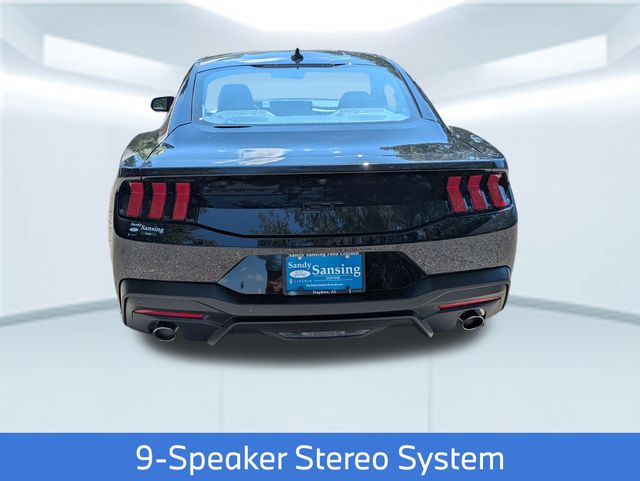 2025 Ford Mustang GT photo 3