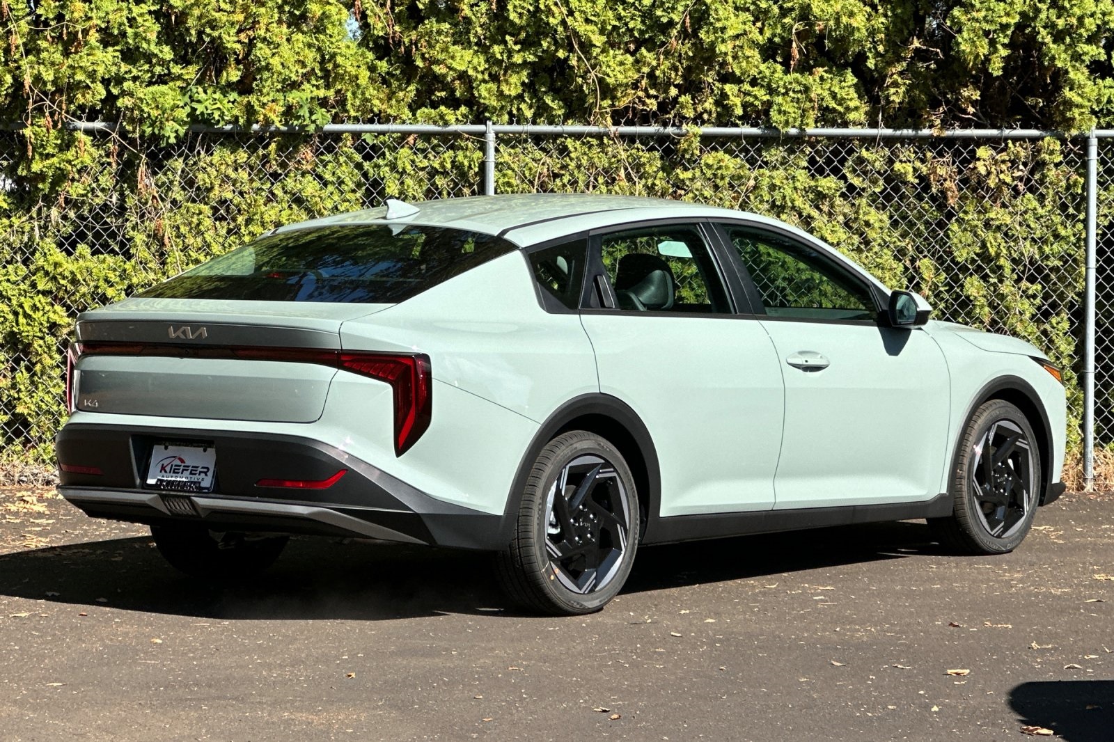 2025 Kia K4 EX photo 3