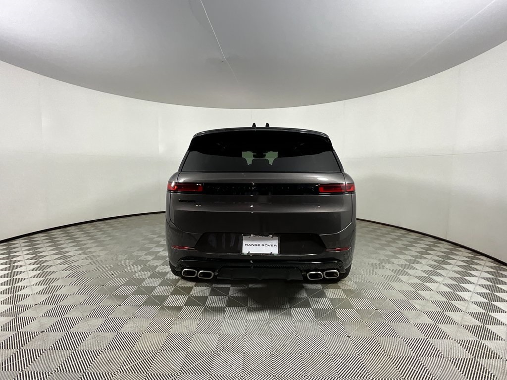 2025 Land Rover Range Rover Sport SE photo 5