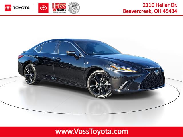 2023 Lexus ES Hybrid 300h F SPORT Handling's photo