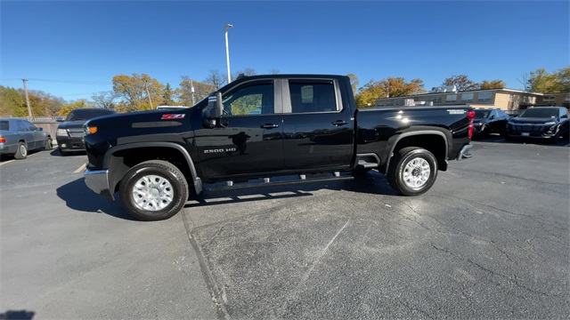 2025 CHEVROLET SILVERADO HD - Image 5