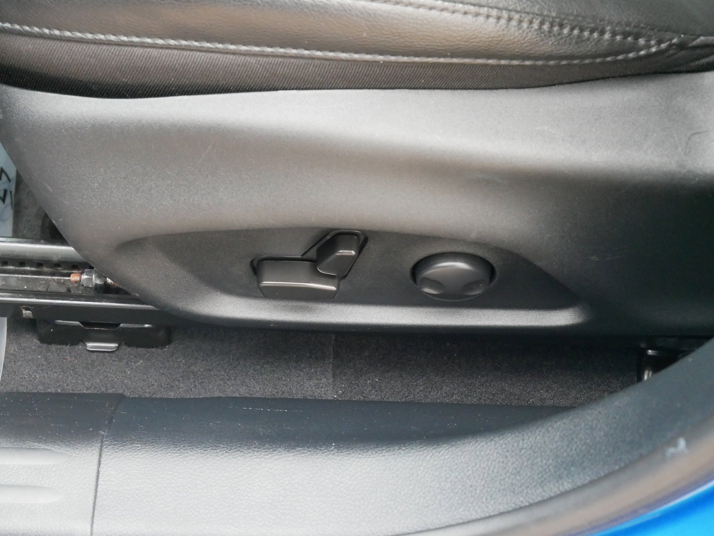 2022 Jeep Compass Latitude Lux photo 20