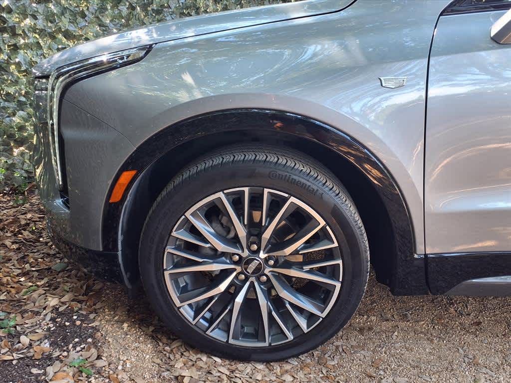 2024 Cadillac XT4 Sport photo 8