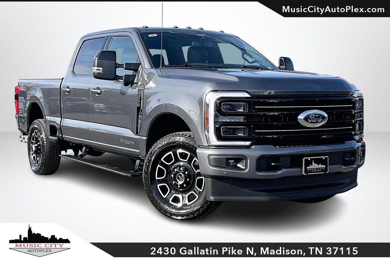 2025 Ford F-250 Super Duty Platinum's photo