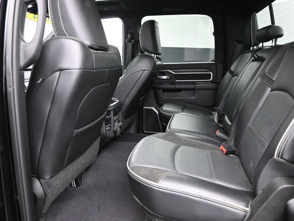 2024 Ram 2500 Laramie photo 8