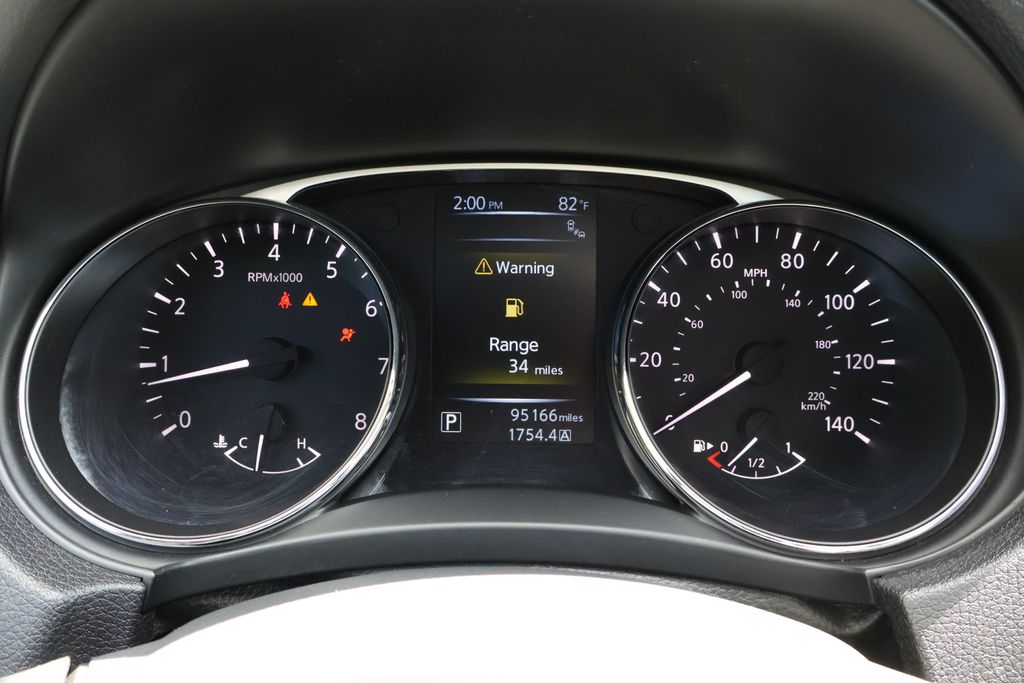 2016 Nissan Rogue SV photo 21