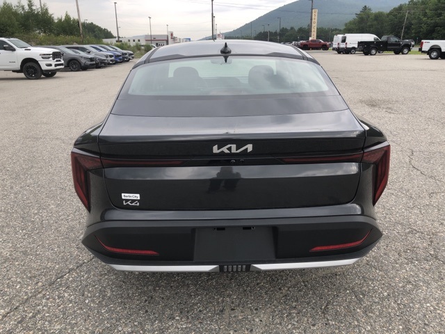 2025 Kia K4 LXS photo 4