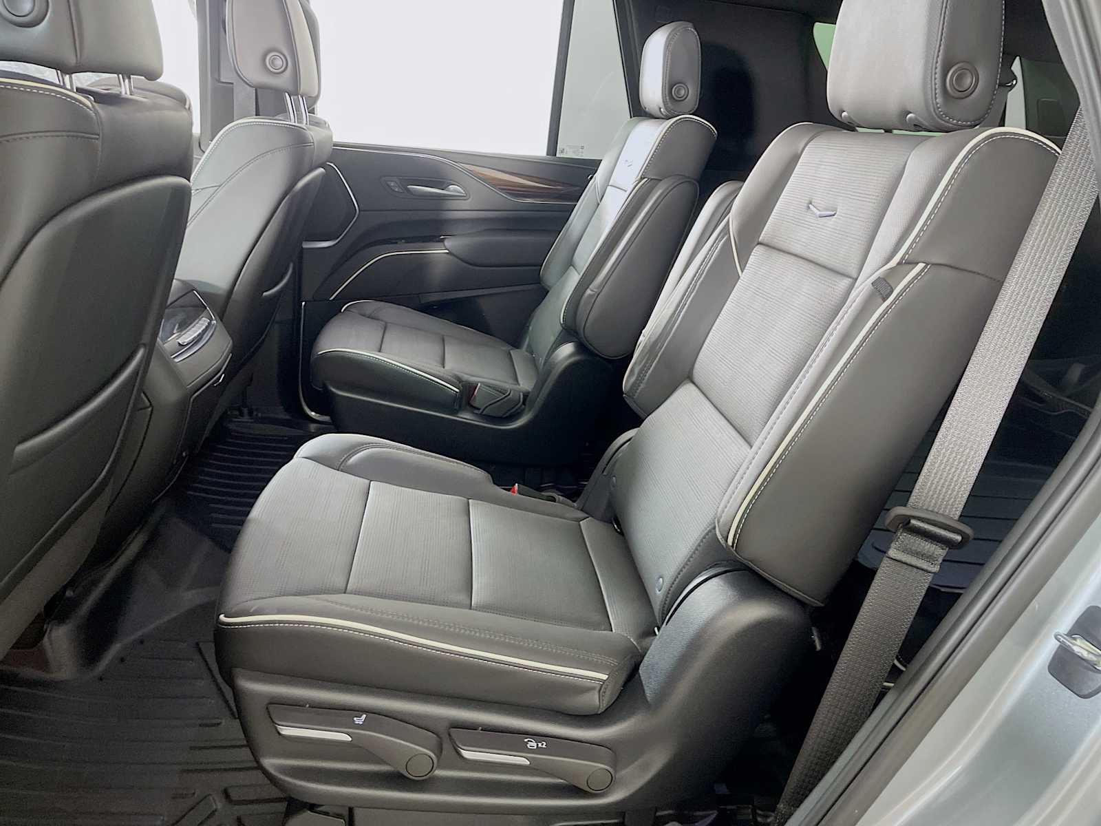 2023 Cadillac Escalade Premium Luxury photo 20