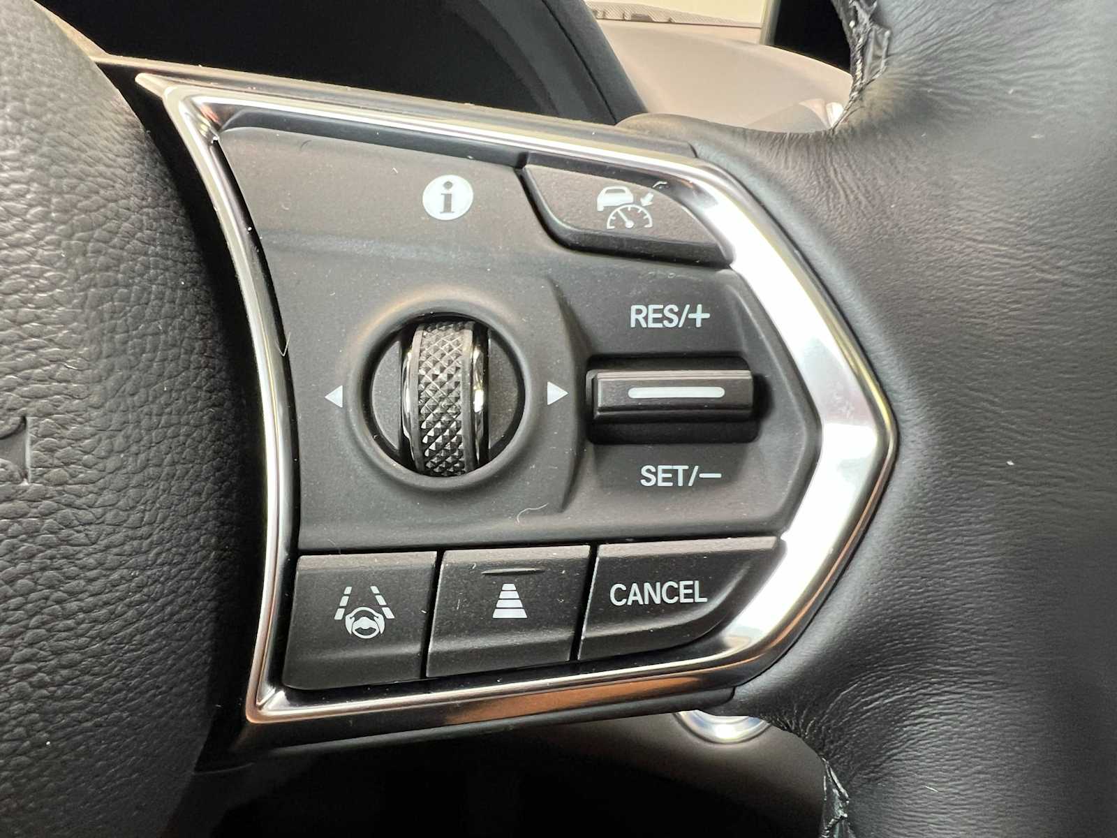 2025 Acura RDX Advance photo 15