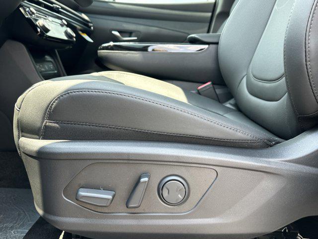 2025 Hyundai Tucson SEL Convenience photo 9