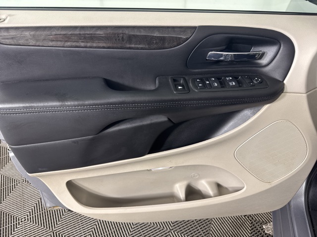 2013 Dodge Grand Caravan Crew photo 9