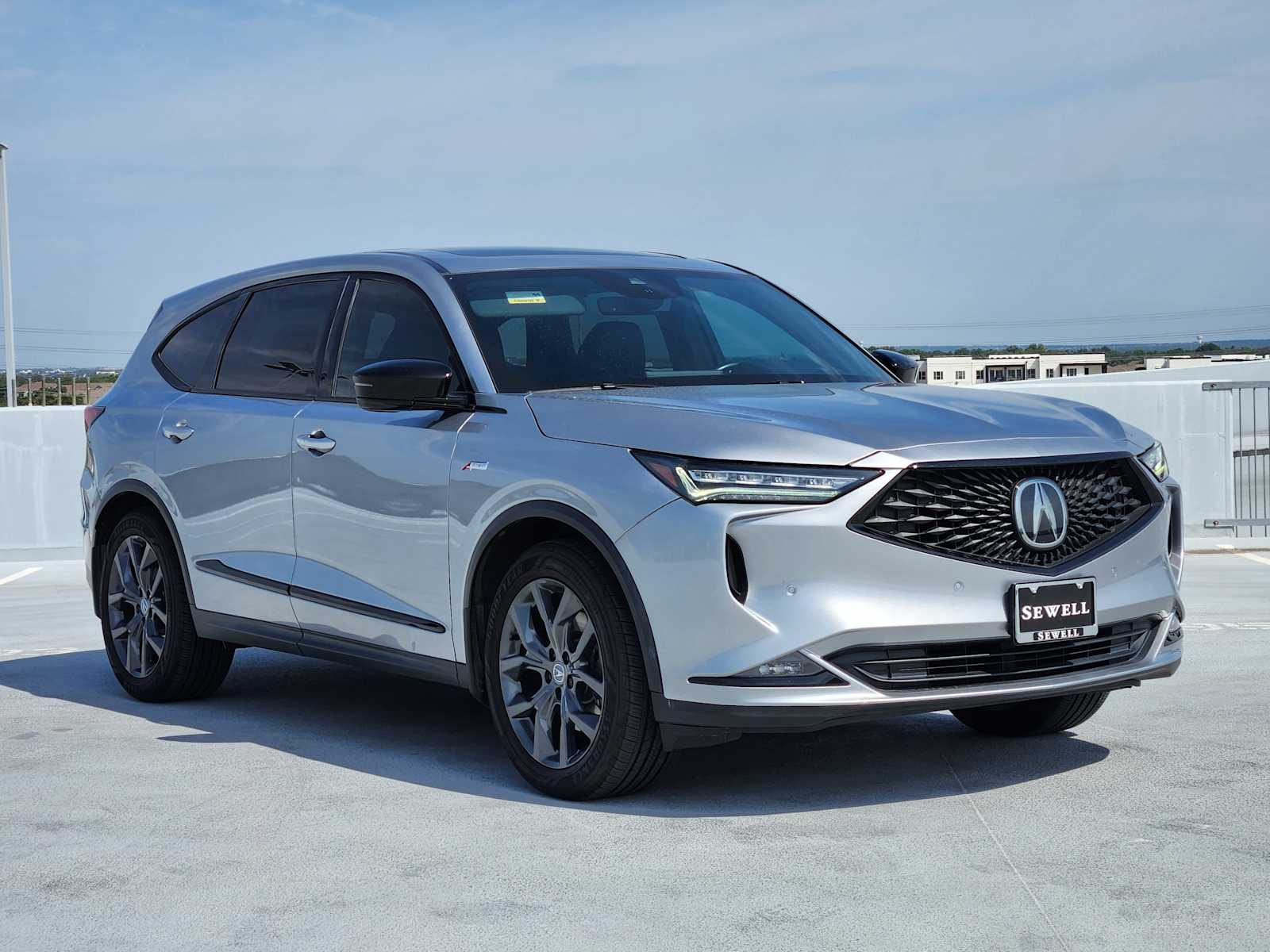2022 Acura MDX A-Spec photo 3