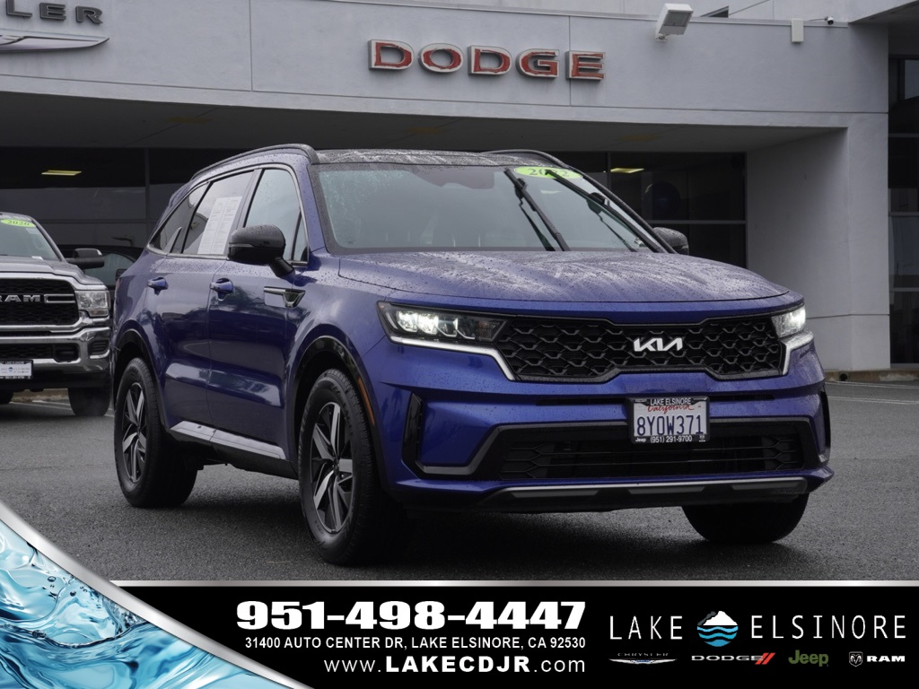2022 Kia Sorento S's photo