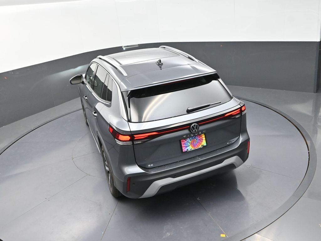 2025 Volkswagen Tiguan SE photo 13