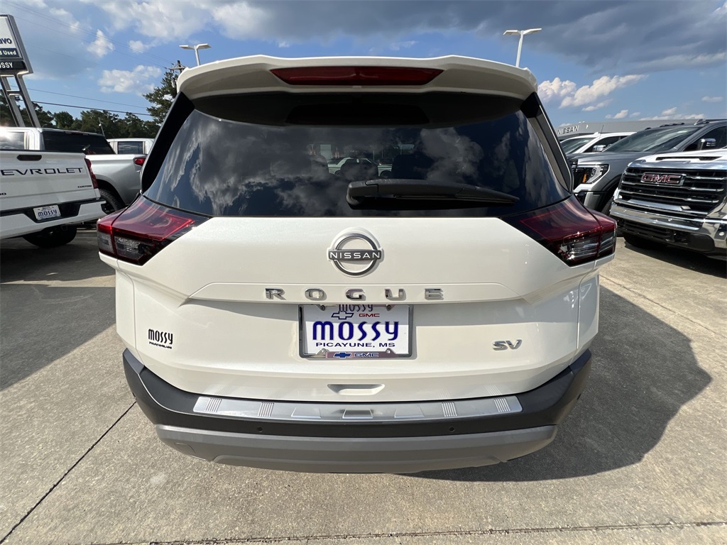 2022 Nissan Rogue SV photo 30