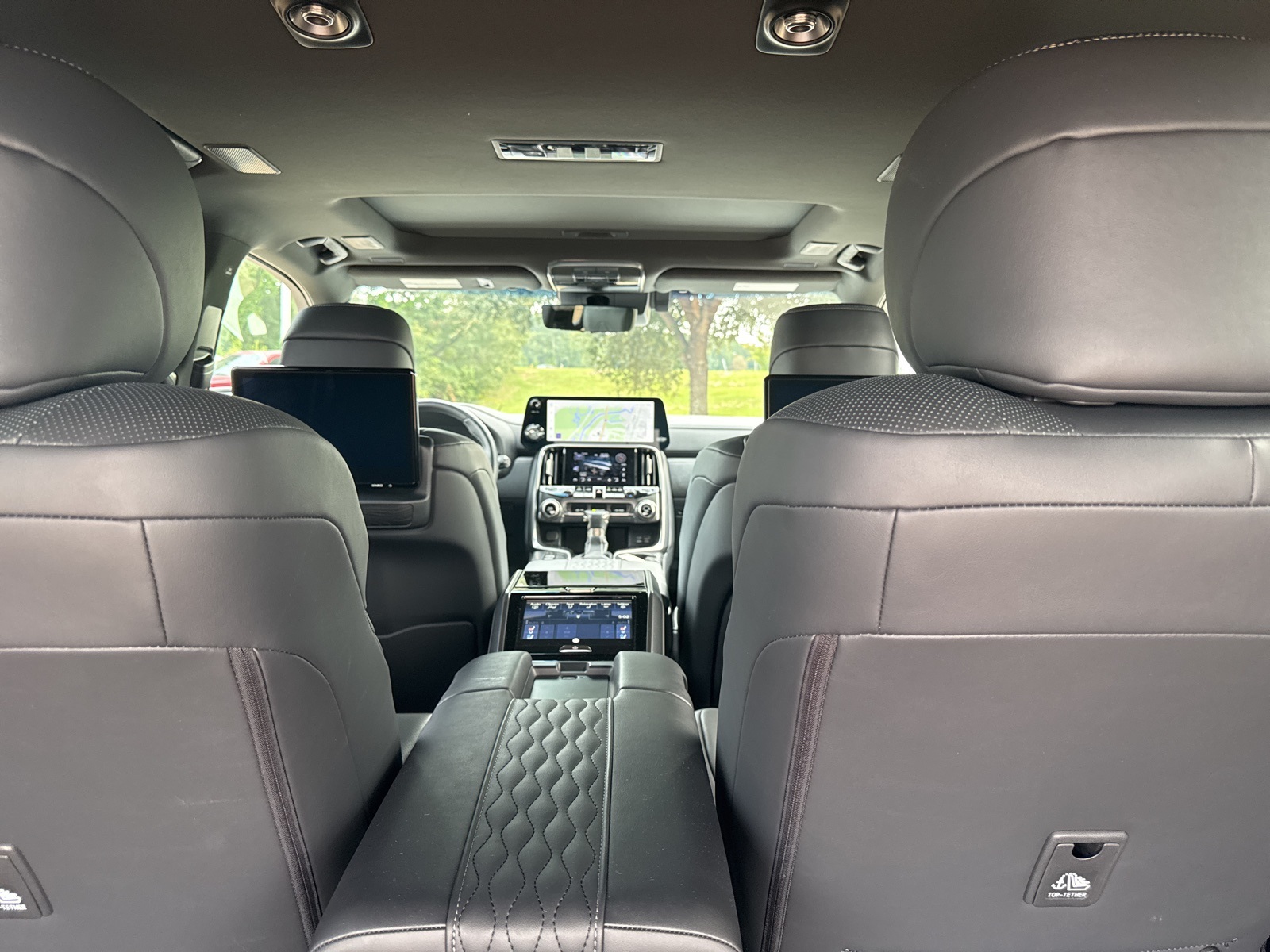 2022 Lexus LX 600 Ultra Luxury photo 30
