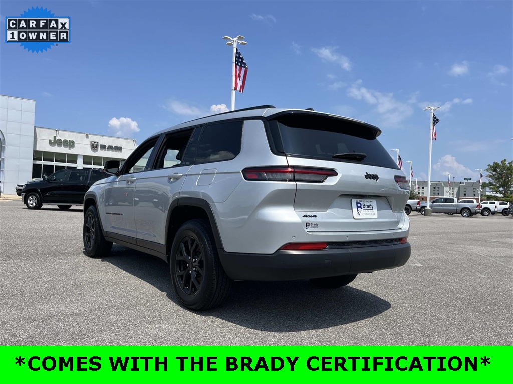 2024 Jeep Grand Cherokee Altitude photo 2