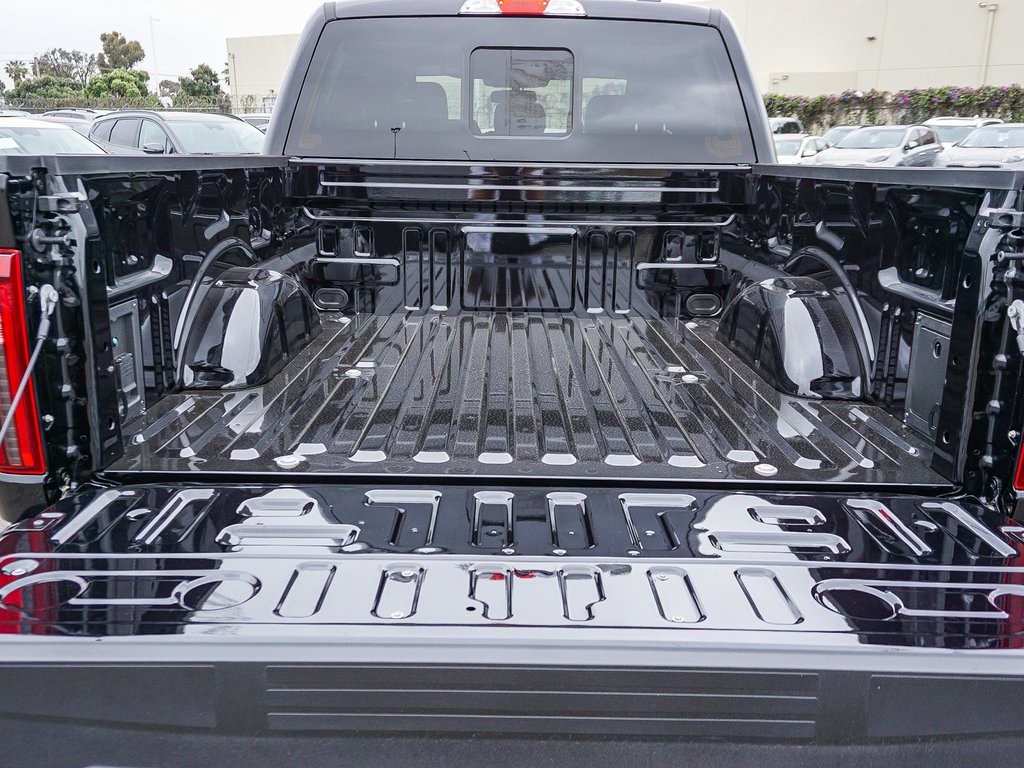 2025 Ford F-150 XLT photo 24