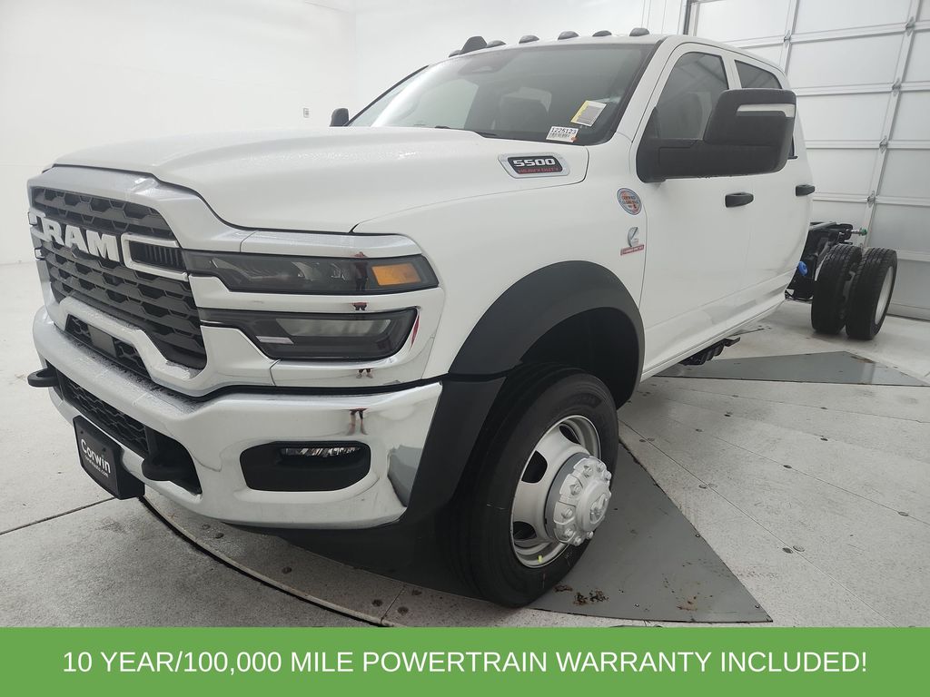 2026 Ram 5500 Tradesman photo 3