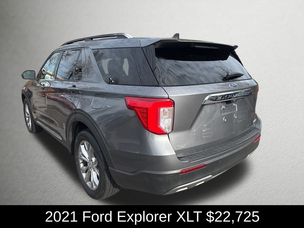 2021 Ford Explorer XLT photo 4