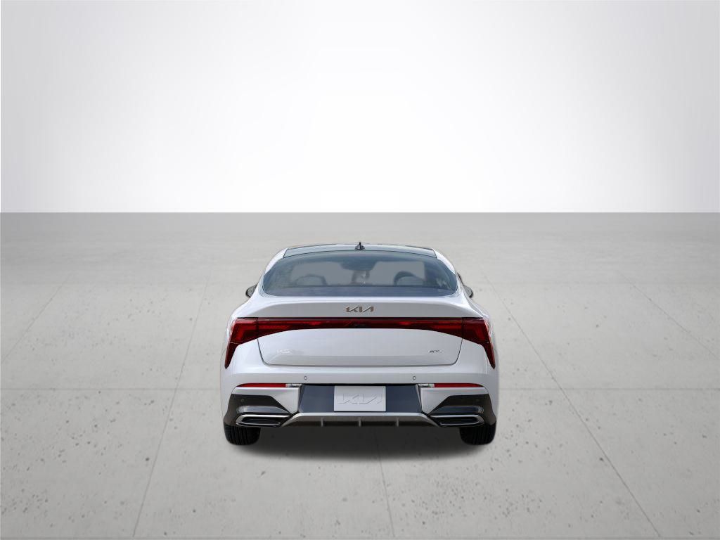 2026 Kia K5 GT-Line photo 5