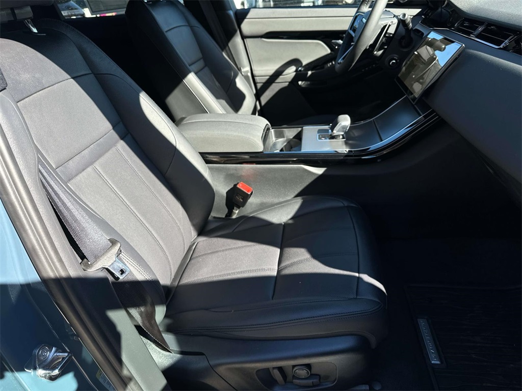 2024 Land Rover Range Rover Evoque photo 6