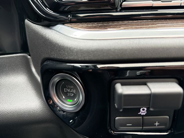 2025 CHEVROLET SILVERADO - Image 17