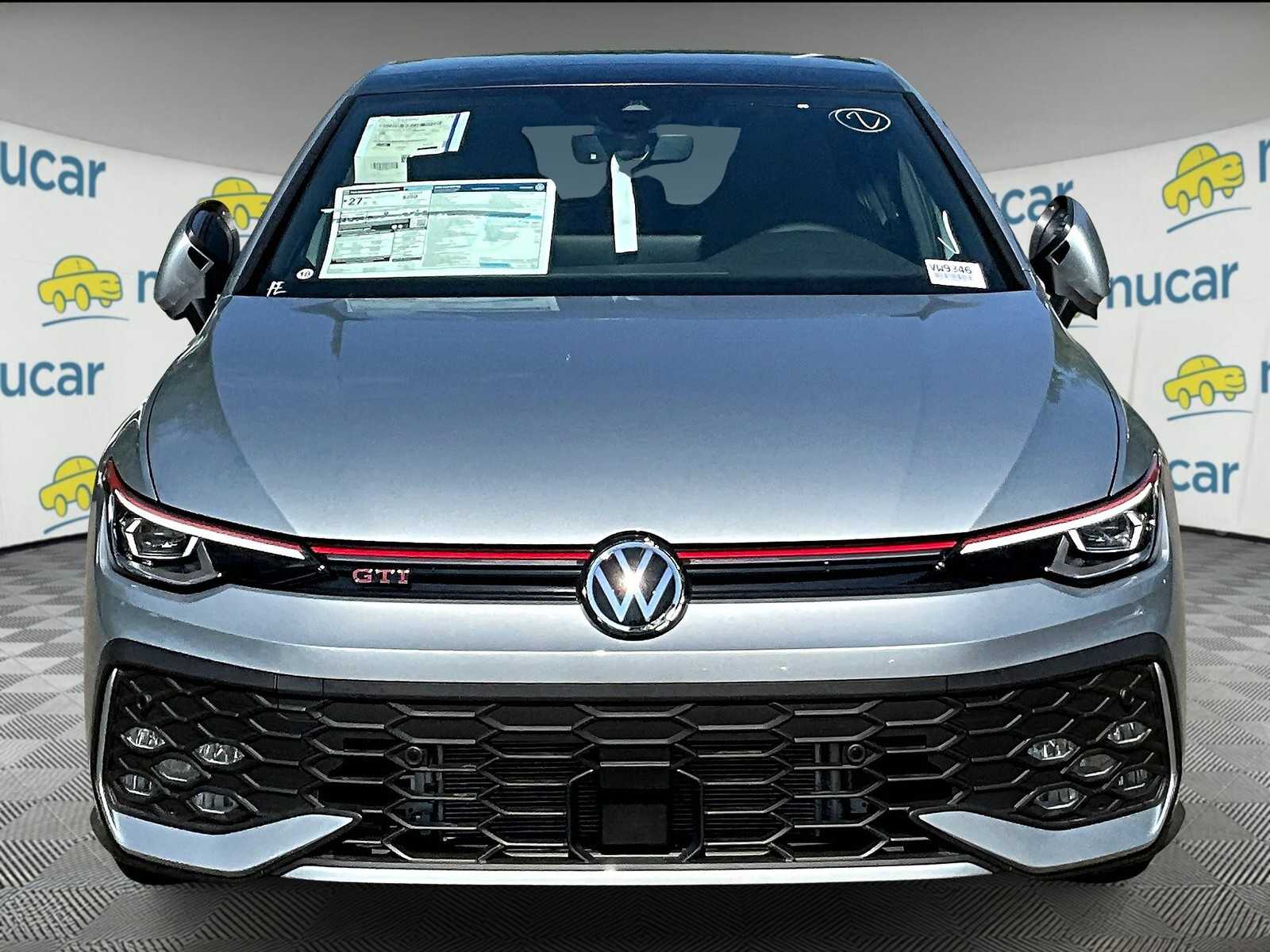 2025 Volkswagen Golf GTI SE photo 2