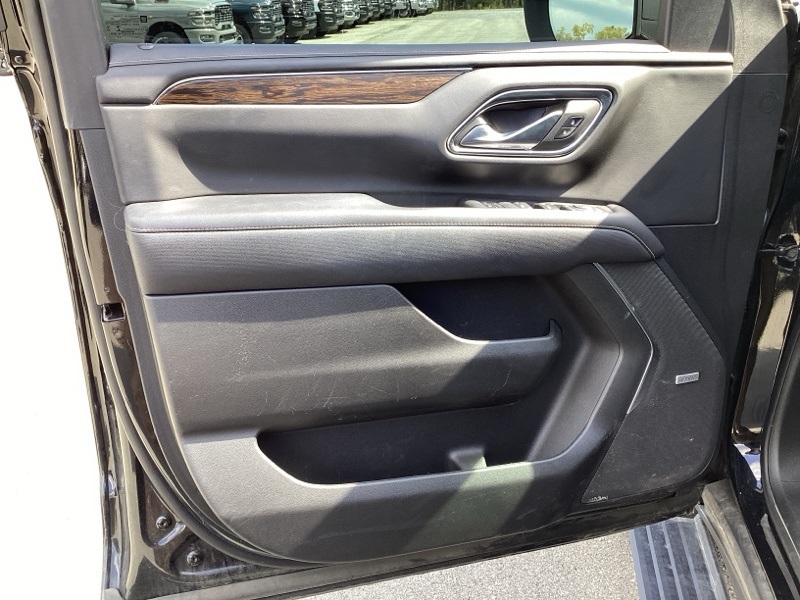 2023 Chevrolet Tahoe Premier photo 14
