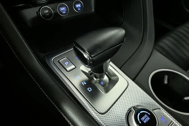 2022 Genesis G70 3.3T photo 15