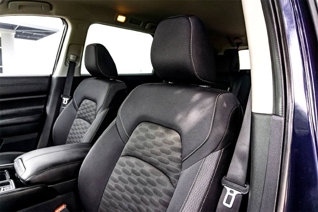 2024 Nissan Pathfinder SV photo 12
