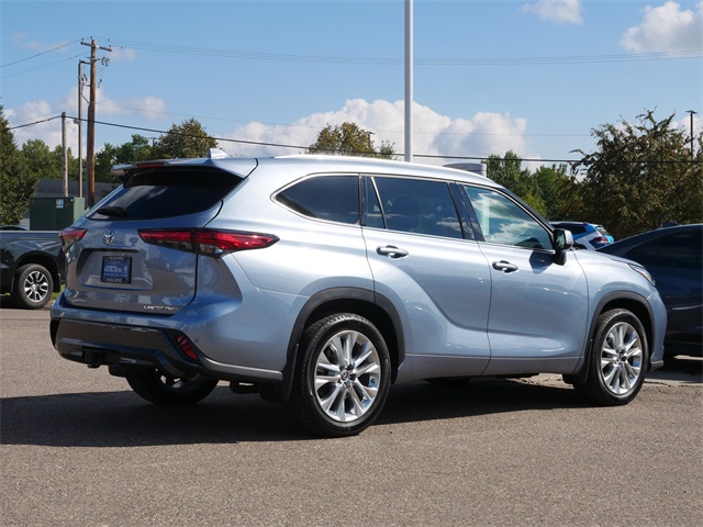 2021 Toyota Highlander Limited photo 5