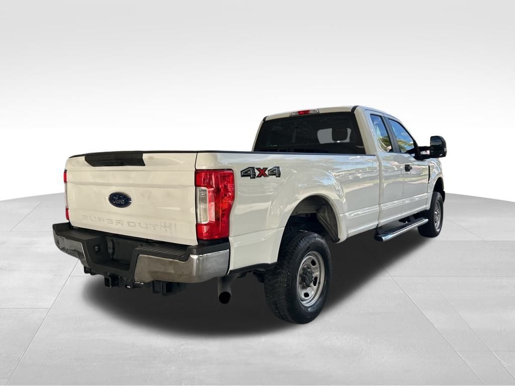 2019 Ford F-350 XL photo 2