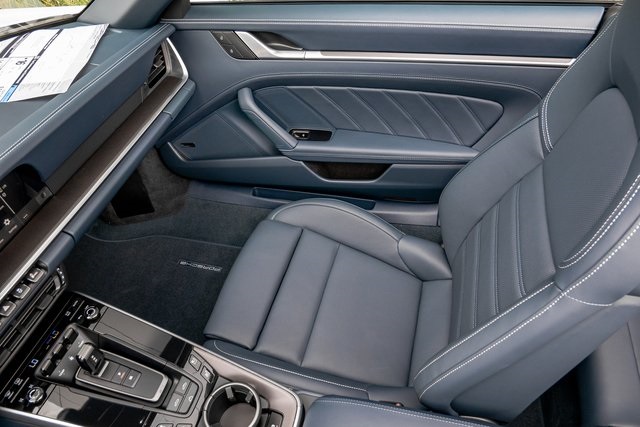 2025 Porsche 911 Turbo S Cabriolet photo 29