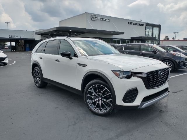 2025 Mazda CX-70 Premium photo 2