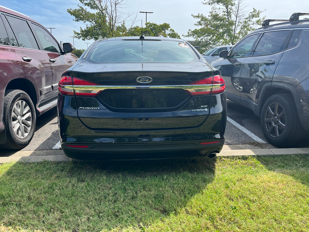 2018 Ford Fusion Hybrid SE photo 5