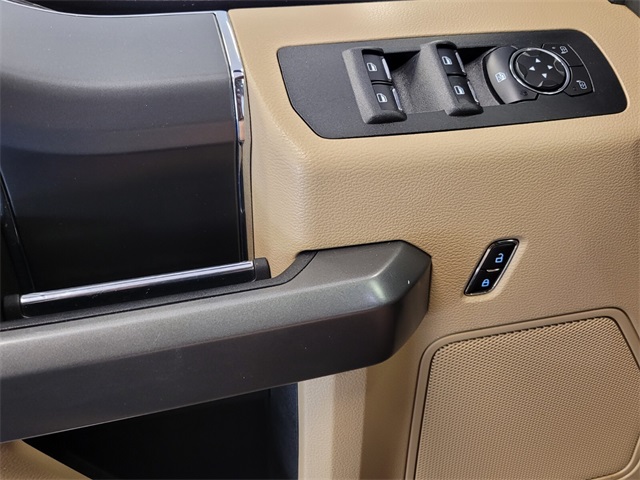 2016 Ford F-150 XLT photo 27